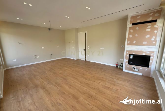 Shtepi ne shitje 2+1 ne Tirane - 255,000 Euro