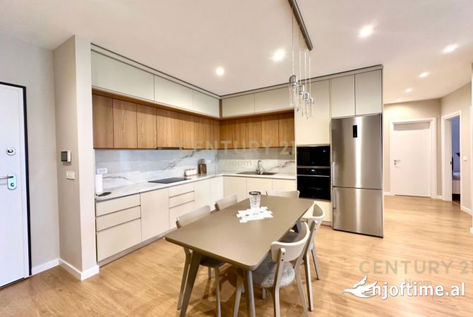 Shtepi ne shitje 3+1 ne Tirane - 320,000 Euro