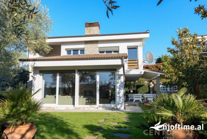 Shtepi me qera 4+1 ne Tirane - 3,000 Euro