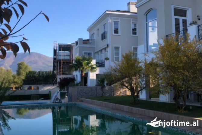 Luxury villas for rent in Tirana 4+1, In Part