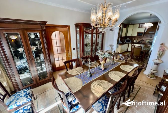 Shtepi me qera 5+1 ne Tirane - 2,000 Euro