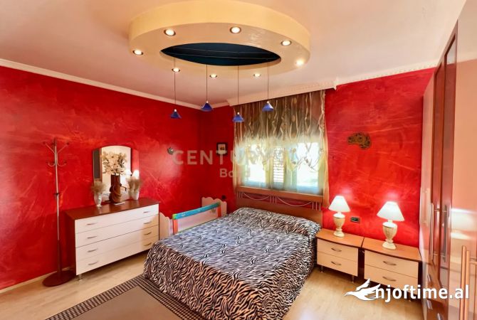 Luxury villas for rent in Tirana 5+1, Furnished