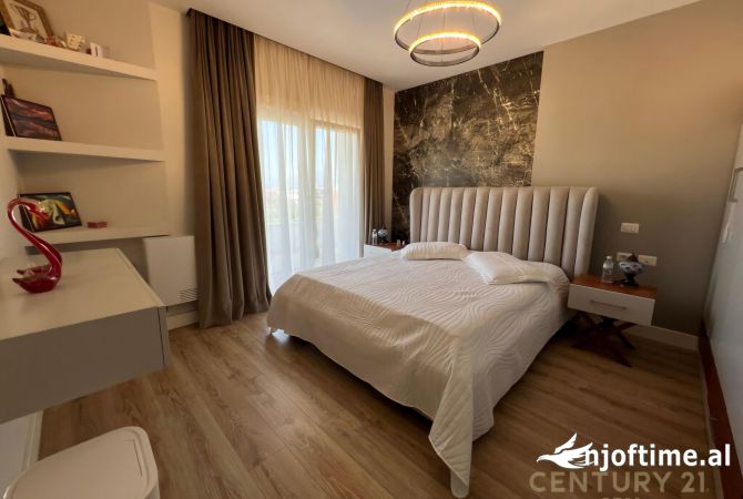 Luxury villas for rent in Tirana 4+1, Furnished