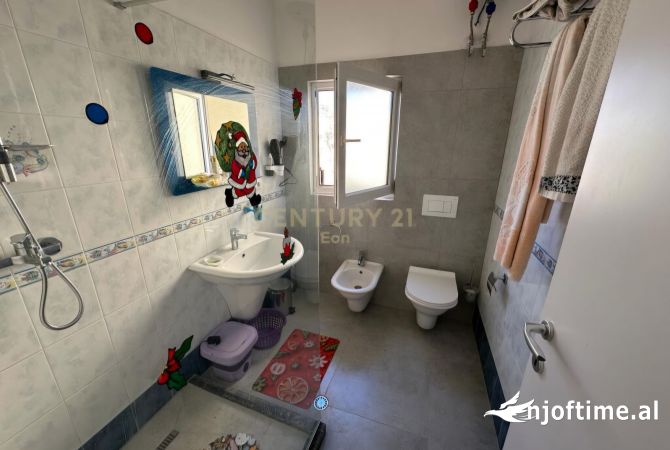 Shtepi ne shitje 3+1 ne Durres - 450,000 Euro