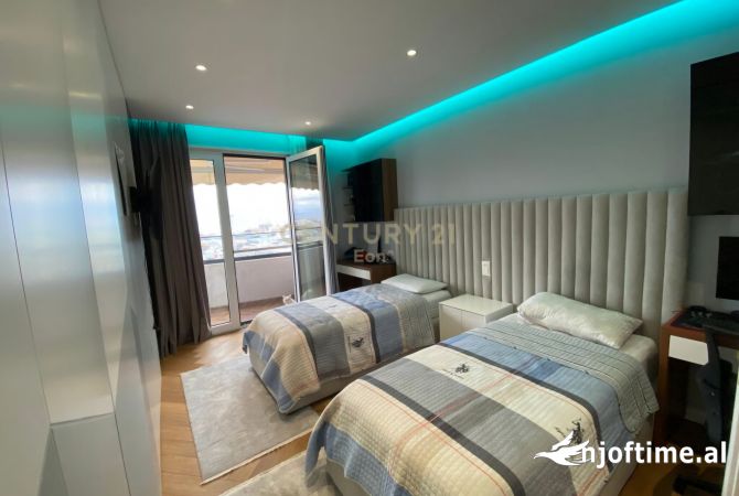 Shtepi ne shitje Apartament ne Durres, 2+1, Mobilimi E mobiluar, Pagesa 350,000  Euro.