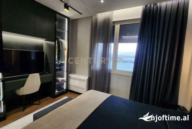 Shtepi ne shitje Apartament ne Durres, 3+1, Mobilimi E mobiluar, Pagesa 380,000  Euro.