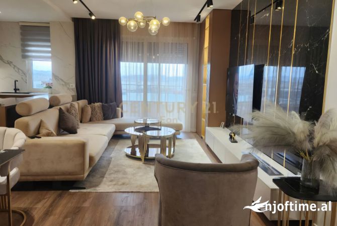 Shtepi ne shitje 3+1 ne Durres - 380,000 Euro