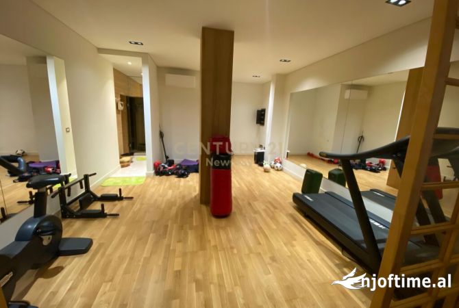 Shtepi ne shitje Apartament ne Durres, 4+1, Mobilimi E mobiluar, Pagesa 500,000  Euro.