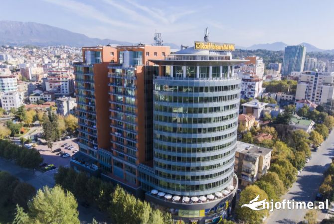 Ambient biznesi me qera 3+1 ne Tirane - 13,160 Euro