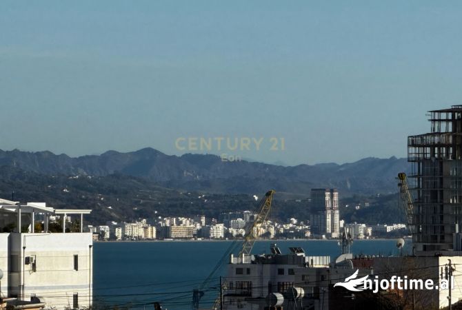 Shtepi ne shitje Vila Luksoze ne Durres, 4+1, Mobilimi E mobiluar, Pagesa 820,000  Euro.