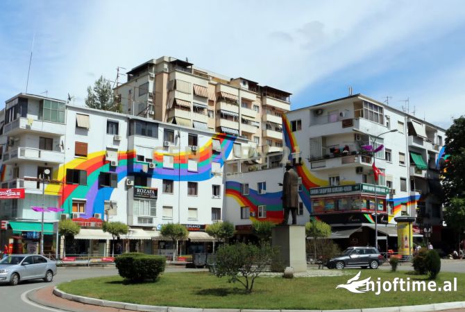 Ambient biznesi me qera 3+1 ne Tirane - 10,000 Euro