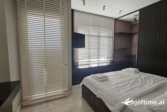 Shtepi ne shitje Apartament ne Tirane, 2+1, Mobilimi E mobiluar, Pagesa 380,000  Euro.