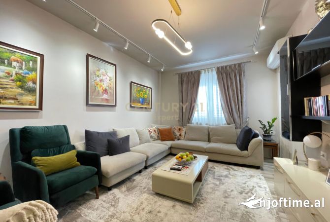 Shtepi ne shitje 3+1 ne Tirane - 320,000 Euro