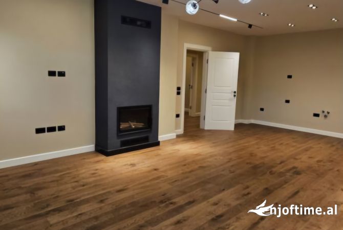 Shtepi ne shitje 3+1 ne Tirane - 390,000 Euro
