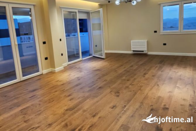 Shtepi ne shitje 3+1 ne Tirane - 390,000 Euro