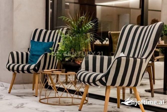 Ambient biznesi ne shitje 5+1 ne Sarande - 2,500,000 Euro