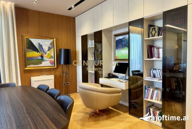 Shtepi ne shitje Vila Luksoze ne Tirane, 3+1, Mobilimi E mobiluar, Pagesa 1,000,000  Euro.