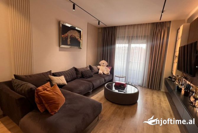 House for Rent 2+1 in Tirana - 900 Euro