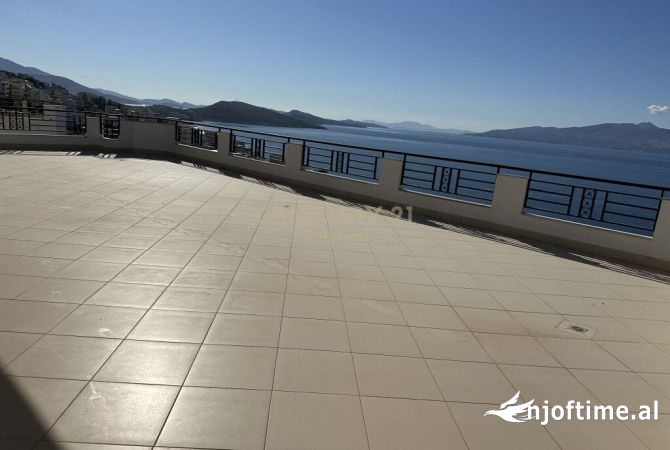 Shtepi ne shitje Penthose(kati i fundit panoramik) ne Sarande, 3+1, Mobilimi E mobiluar, Pagesa 310,000  Euro.