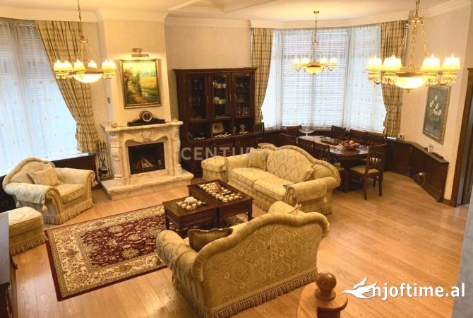 Shtepi ne shitje 4+1 ne Tirane - 570,000 Euro