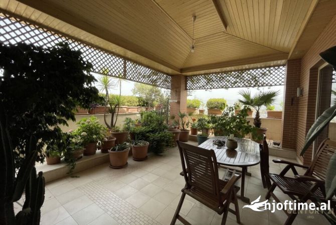 Casa in vendita 3+1 a Tirana - 1,000,000 Euro