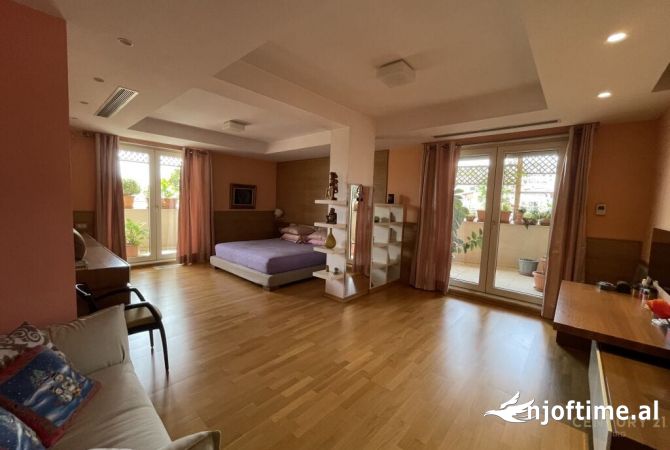 Casa in vendita 3+1 a Tirana - 1,000,000 Euro