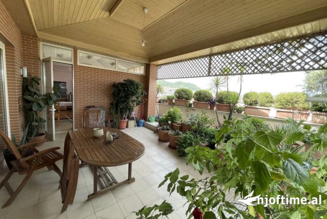 Penthouse (panoramic top floor) for sale in Tirana 3+1, Furnished