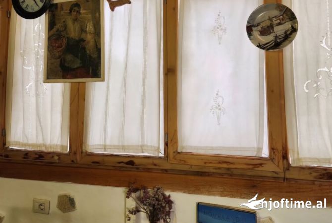 Ambient biznesi ne shitje 2+1 ne Tirane - 260,000 Euro
