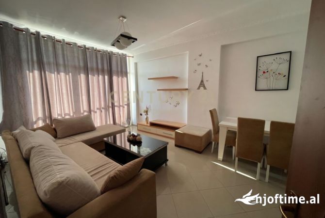 Shtepi ne shitje 1+1 ne Tirane - 90,000 Euro
