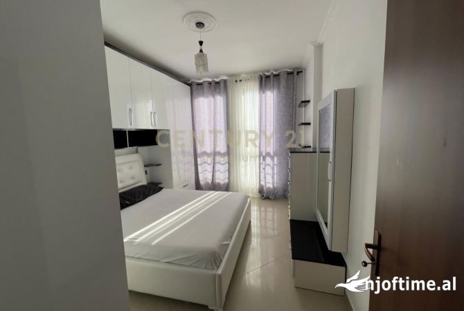 Shtepi ne shitje 1+1 ne Tirane - 90,000 Euro
