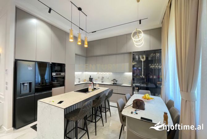 House for Sale 3+1 in Tirana - 450,000 Euro
