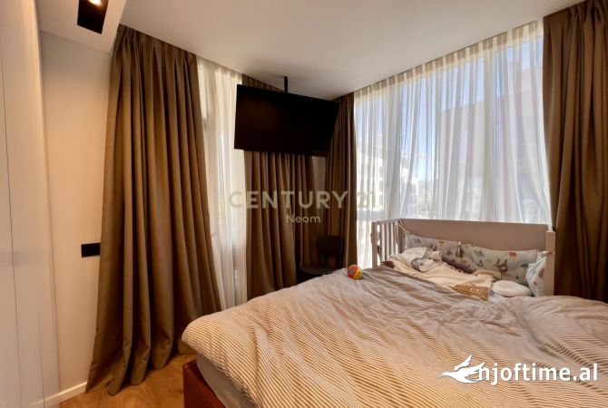 Shtepi ne shitje Apartament ne Tirane, 2+1, Mobilimi E mobiluar, Pagesa 255,000  Euro.
