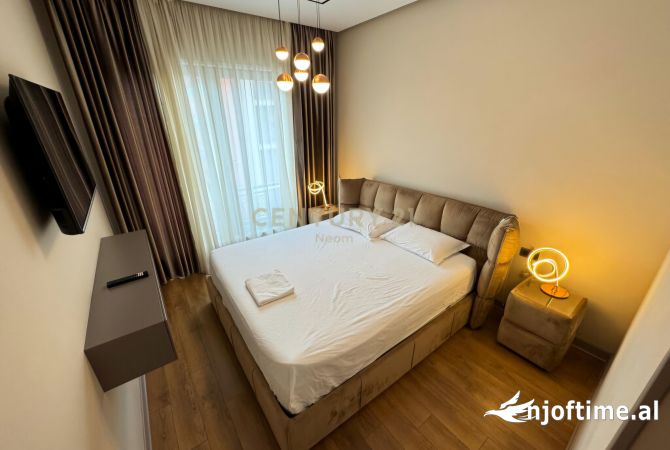 Shtepi ne shitje Apartament ne Tirane, 2+1, Mobilimi E mobiluar, Pagesa 450,000  Euro.