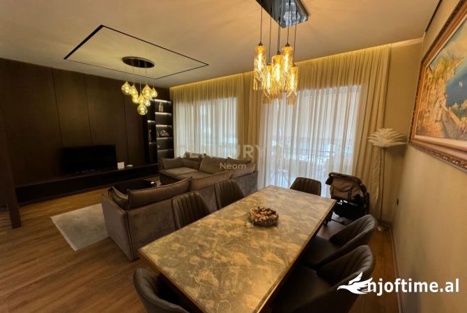 Shtepi ne shitje 2+1 ne Tirane - 450,000 Euro