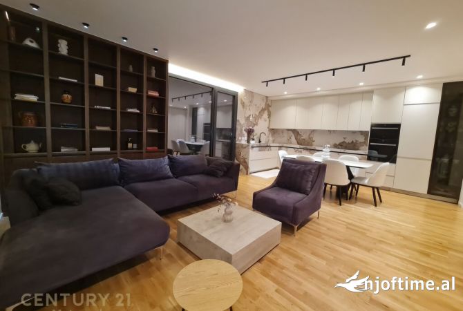 Casa in vendita 3+1 a Tirana - 416,000 Euro
