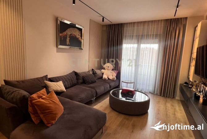 House for Rent 2+1 in Tirana - 900 Euro