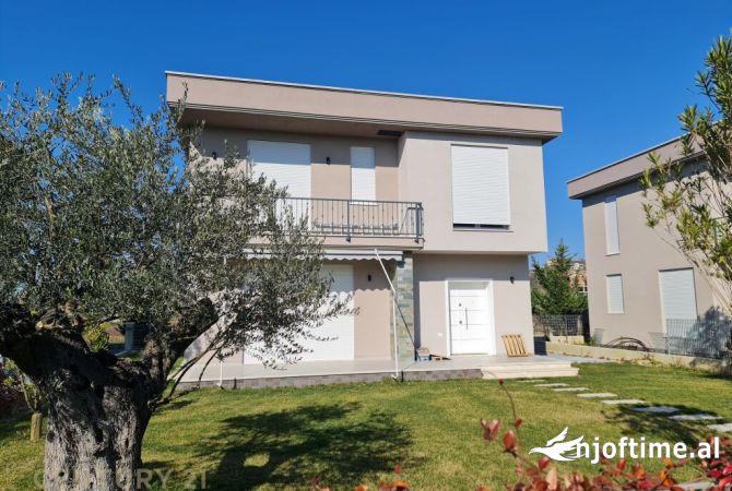 Casa in vendita 3+1 a Durazzo - 370,000 Euro