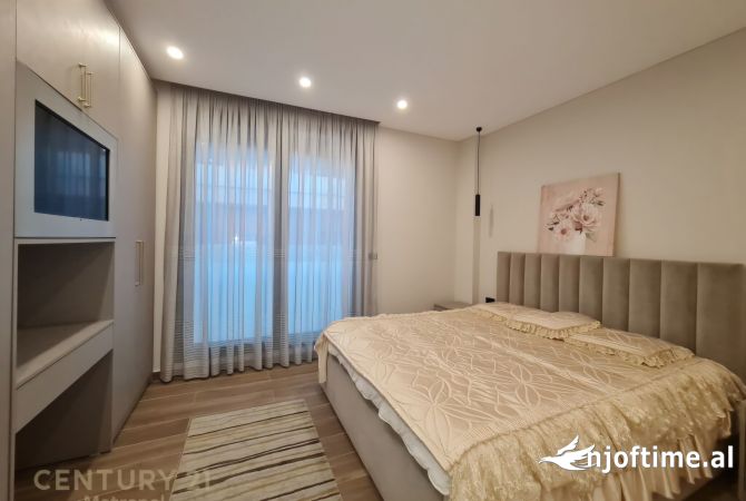 Shtepi ne shitje Apartament ne Tirane, 1+1, Mobilimi E mobiluar, Pagesa 200,000  Euro.