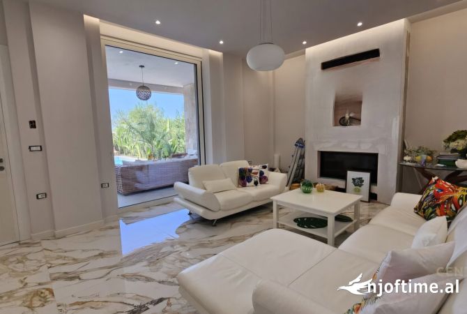 Shtepi ne shitje 7+1 ne Durres - 2,600,000 Euro