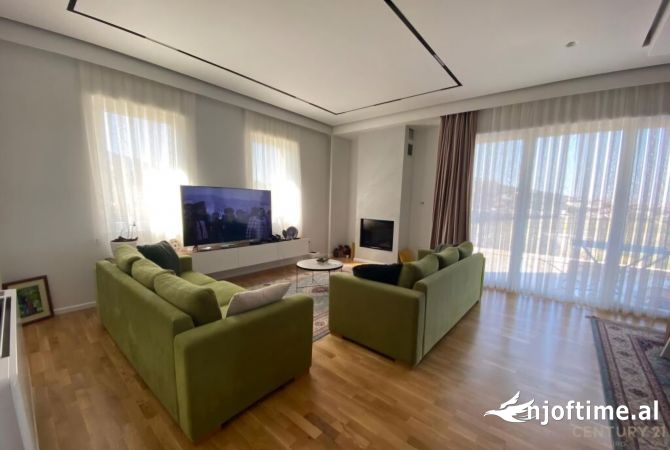 Shtepi ne shitje 2+1 ne Tirane - 330,000 Euro