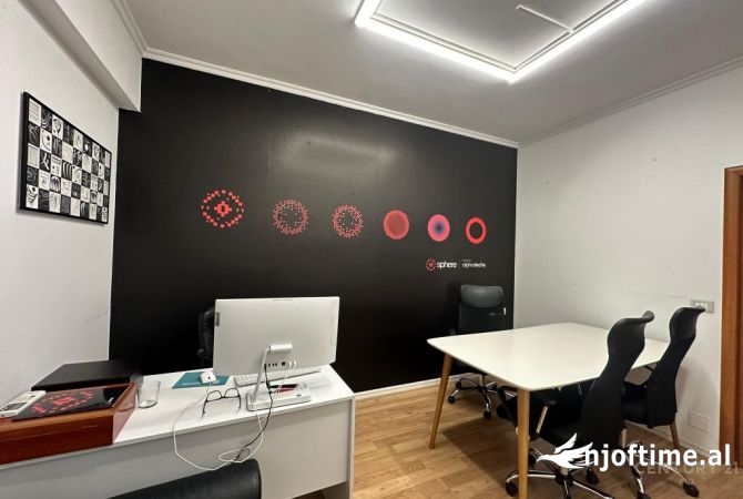 🖥️ JEPET ME QIRA AMBIENT PER ZYRA + 2 POSTE PARKIMI TEK DREJTORIA E POLICISE | ✨ OFFICE SPACE!!!!