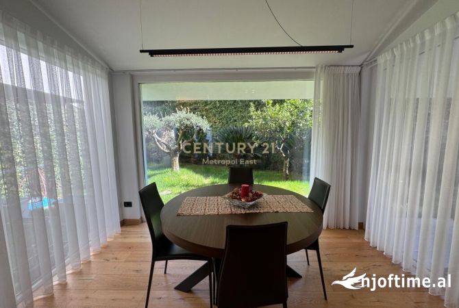 Luxury villas for rent in Tirana 3+1, Furnished