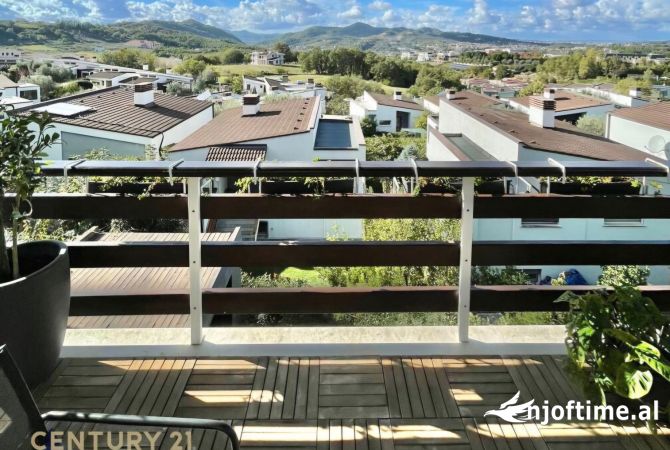 Shtepi ne shitje Apartament ne Tirane, 2+1, Mobilimi E mobiluar, Pagesa 370,000  Euro.