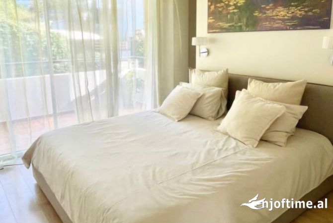 Shtepi ne shitje Apartament ne Tirane, 2+1, Mobilimi E mobiluar, Pagesa 370,000  Euro.