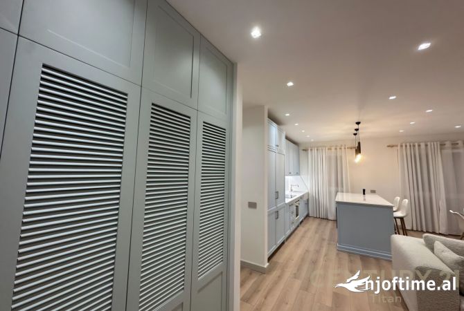 Shtepi me qera 2+1 ne Tirane - 1,200 Euro