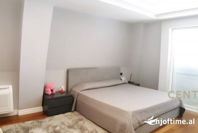 Casa in vendita 3+1 a Tirana - 850,000 Euro