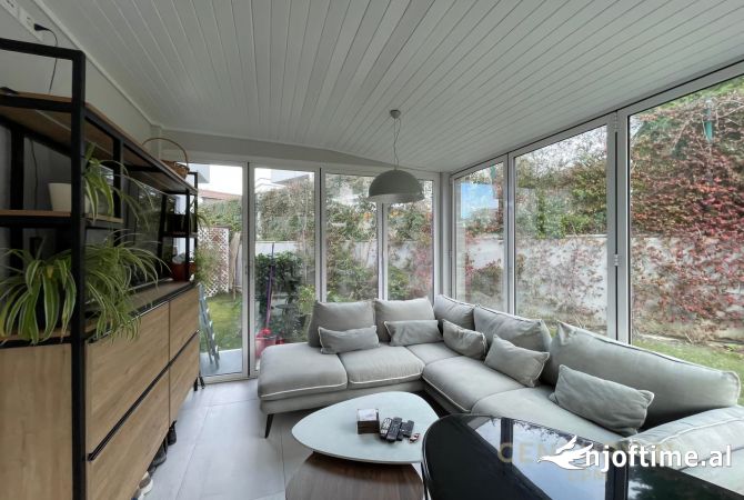 Luxury villas for sale in Tirana 4+1, Furnished