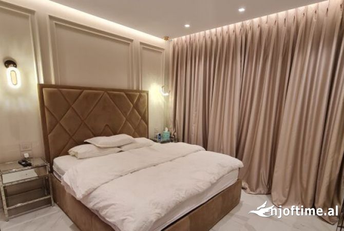 Casa in vendita 4+1 a Tirana - 630,000 Euro