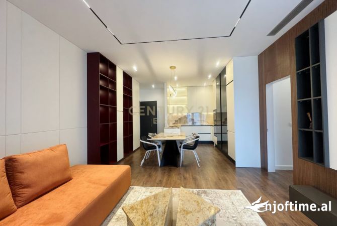 Shtepi me qera 3+1 ne Tirane - 2,500 Euro