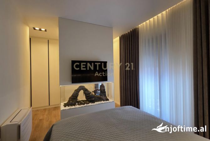 Shtepi ne shitje Apartament ne Tirane, 2+1, Mobilimi E mobiluar, Pagesa 390,000  Euro.